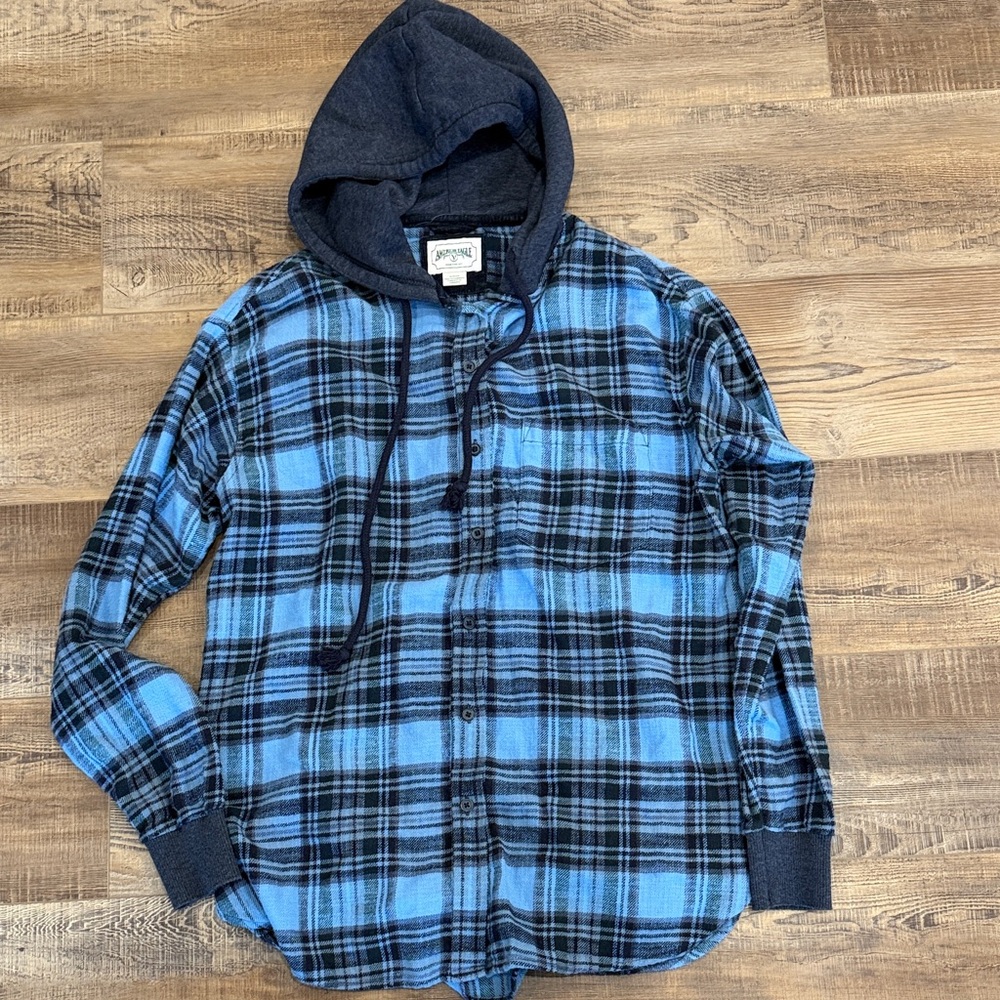 American Eagle Outfitters Blue and Black Plaid Hooded Flannel size Womens small